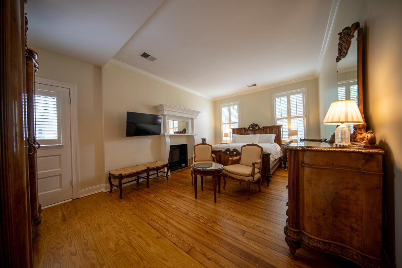 The Edenton Collection-The Granville Queen Inn Room photo