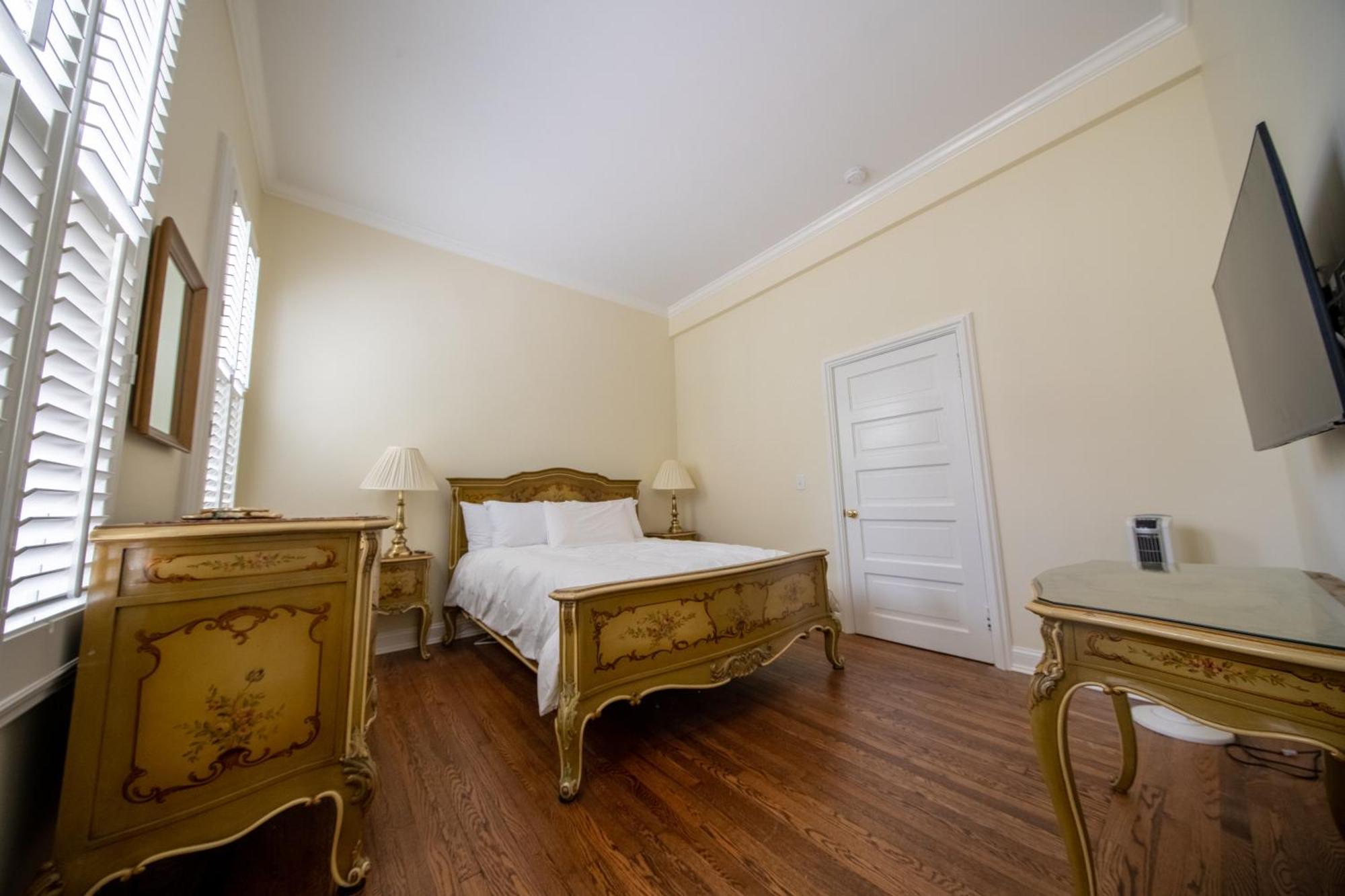 The Edenton Collection-The Granville Queen Inn Room photo